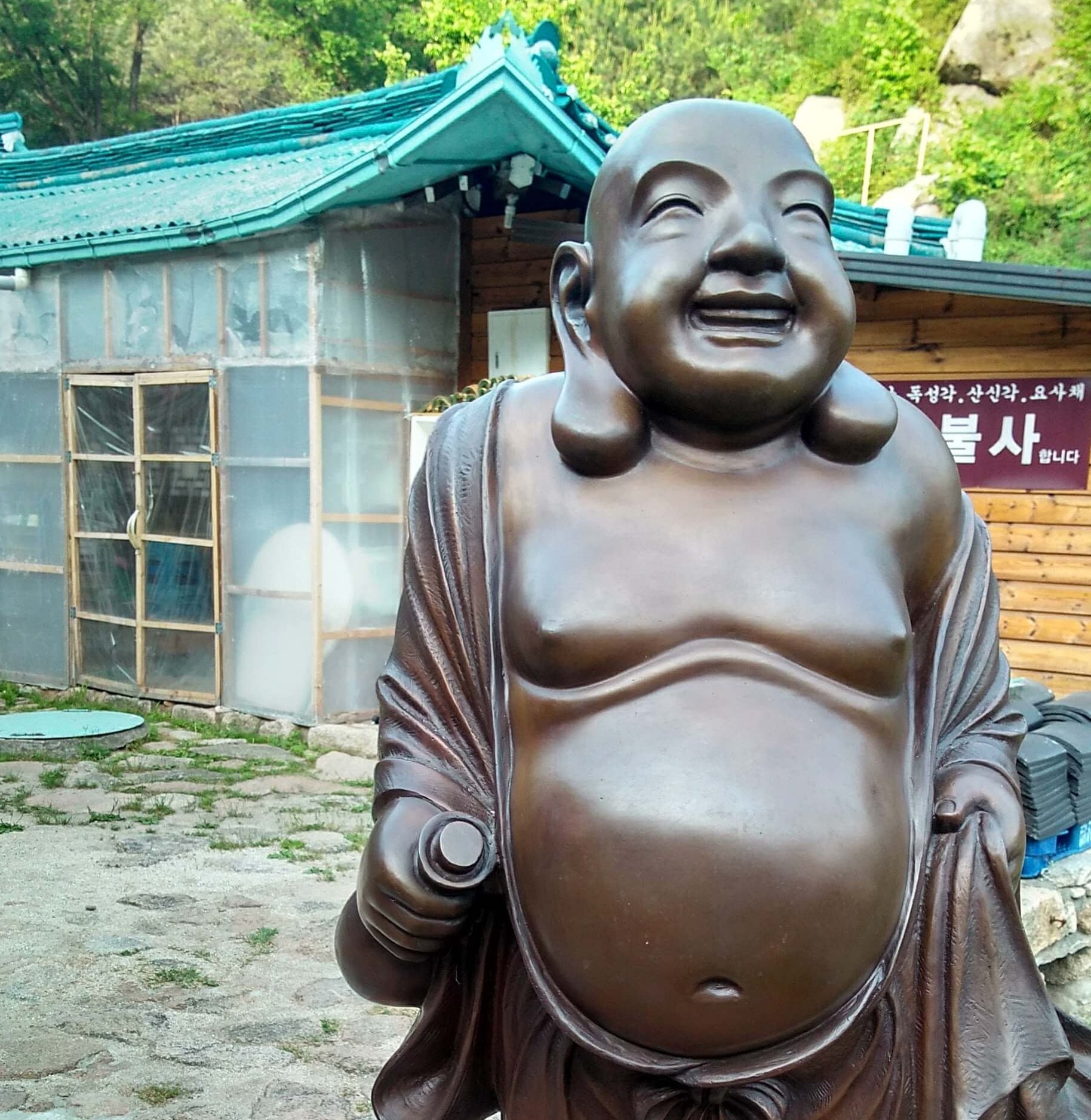 buddha statue